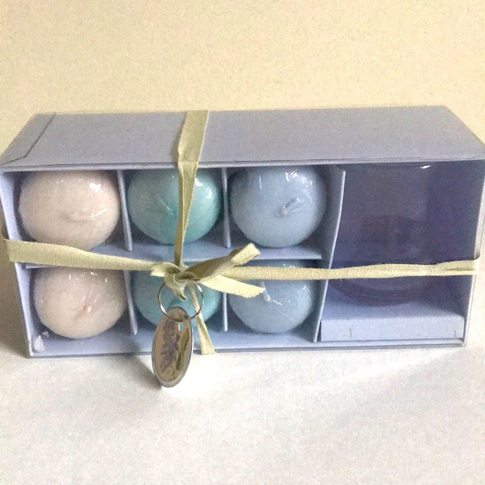 Hallmark Marjolein Bastin LilacScented Candle